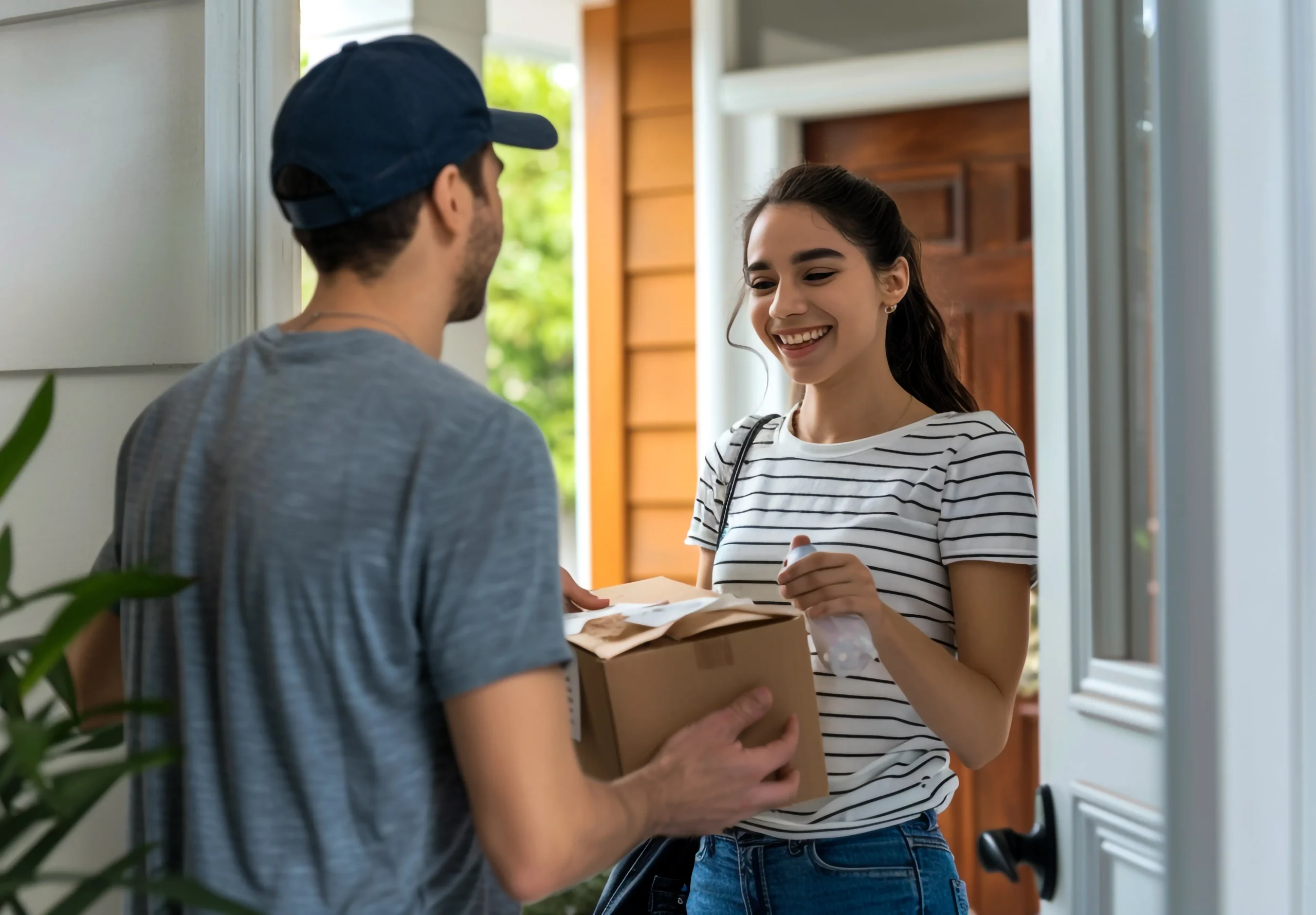Courier Charges to India from UK